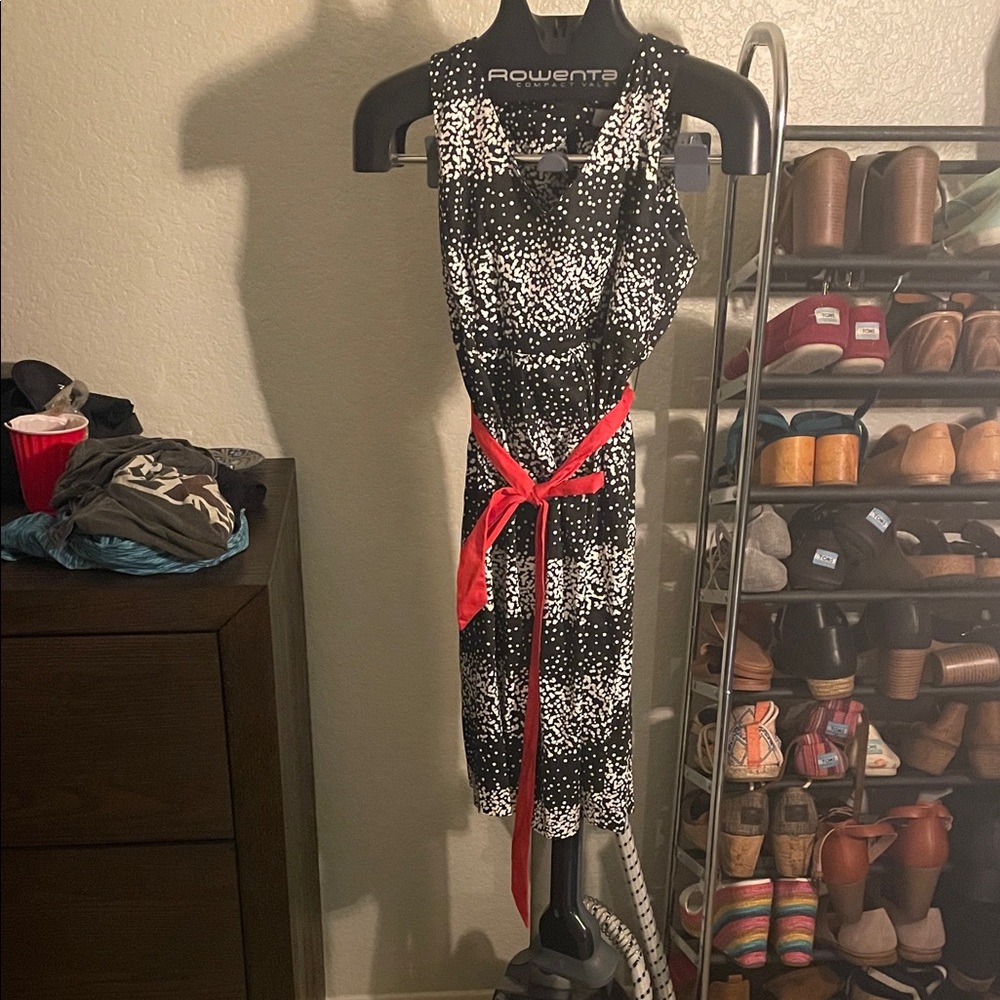 Maternity black and white dress with red tie